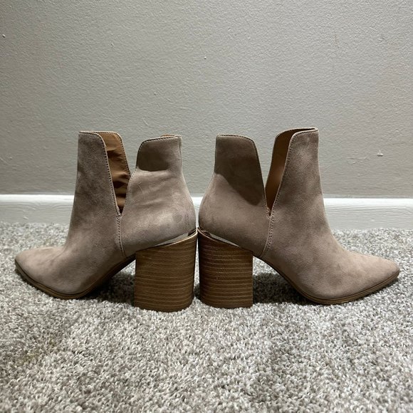 Steve Madden Women's Taupe Suede Pointed Toe Ankle Boots Size 10 - Picture 6 of 9